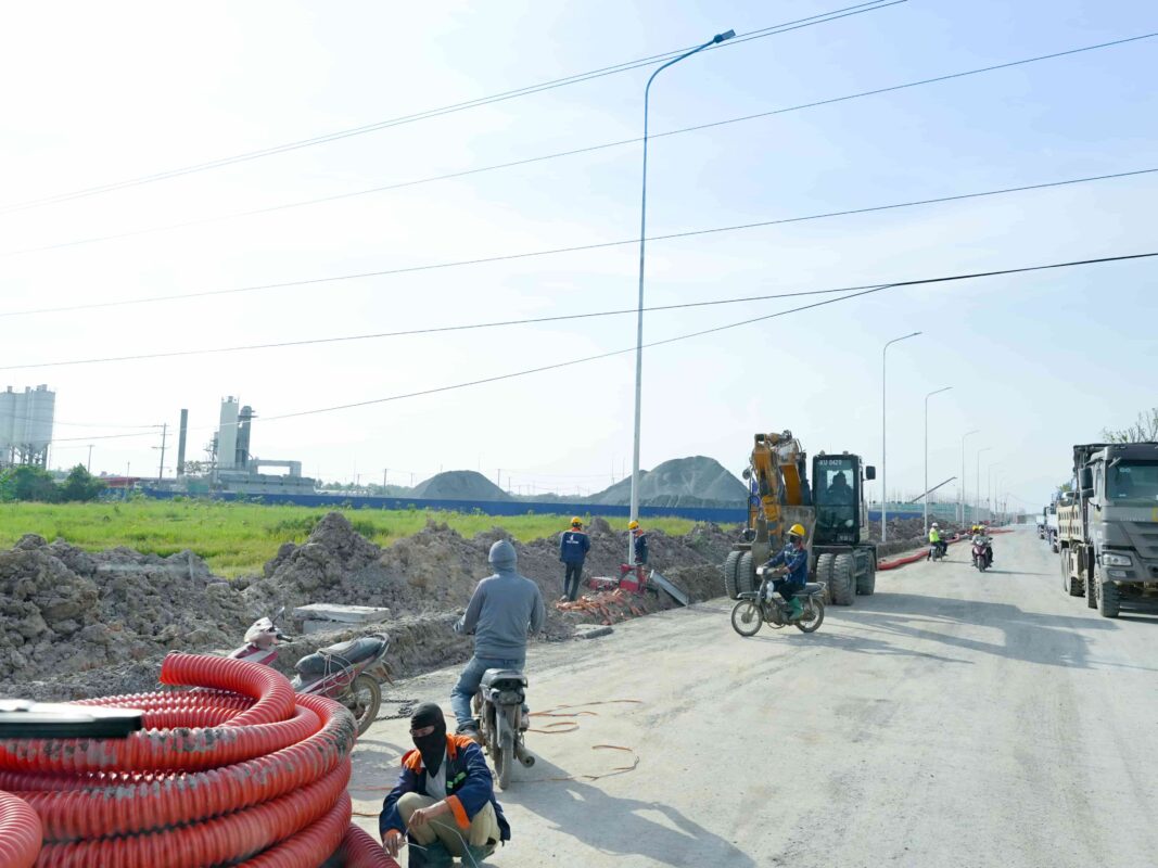 tien-do-site-tour-vinhomes-green-city-3