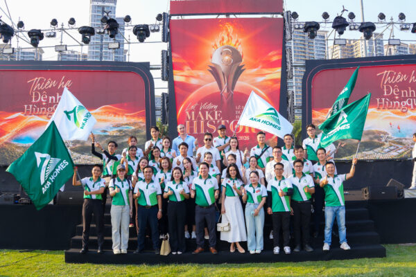 Đội ngũ Aka Homes với tinh thần chiến binh, sẵn sàng chinh phục Vinhomes Hải Vân Bay.